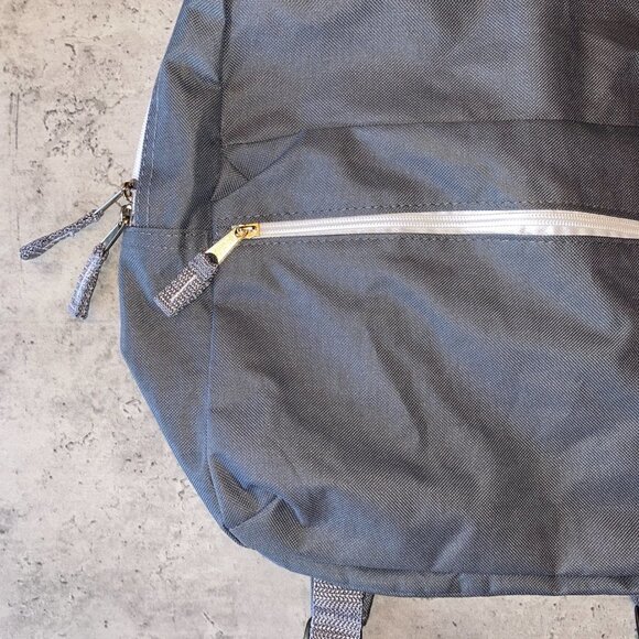 Wexford Gray and White Basic Backpack - Picture 13 of 13